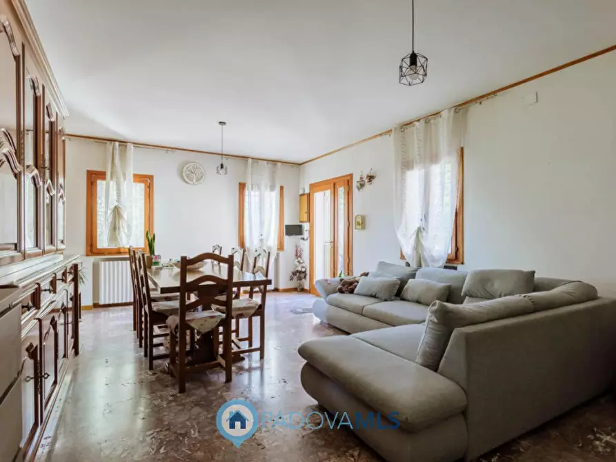 Immagine 8 di Rustico / casale in vendita  in Via Sassoni a Cinto Euganeo