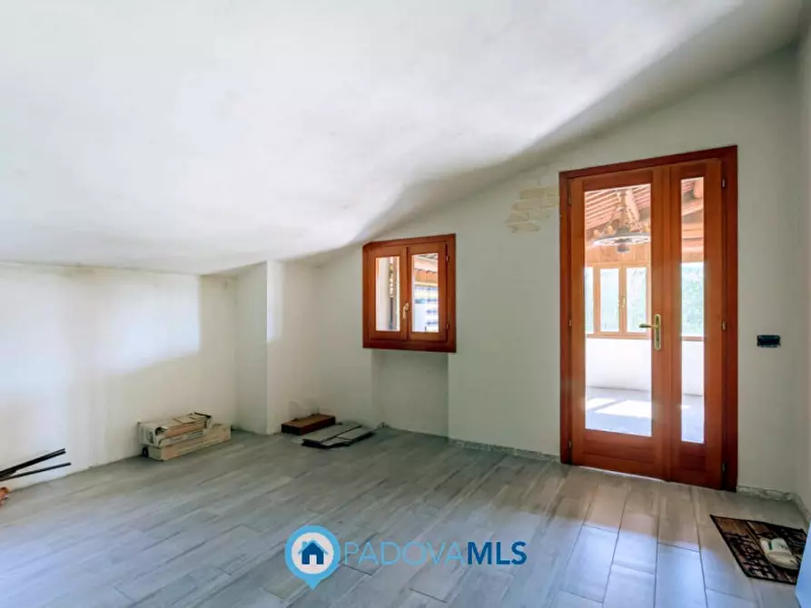 Immagine 19 di Rustico / casale in vendita  in Via Sassoni a Cinto Euganeo