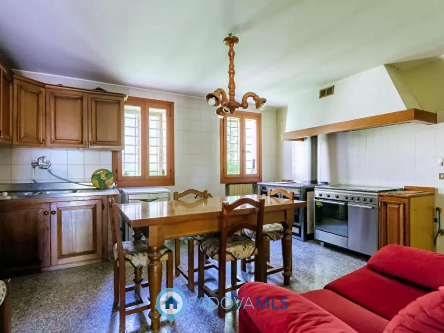 Immagine 28 di Rustico / casale in vendita  in Via Sassoni a Cinto Euganeo