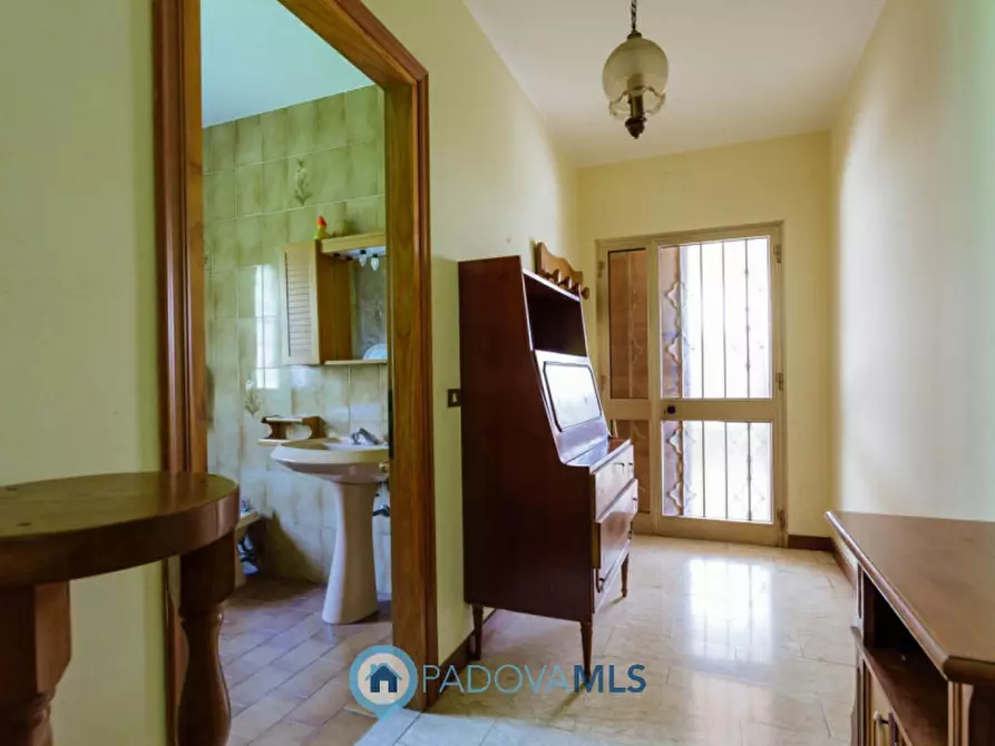 Immagine 31 di Rustico / casale in vendita  in Via Sassoni a Cinto Euganeo