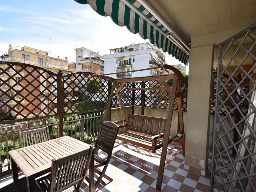 Immagine 17 di Attico in vendita  in Via Giulia Molino Colombini a Roma