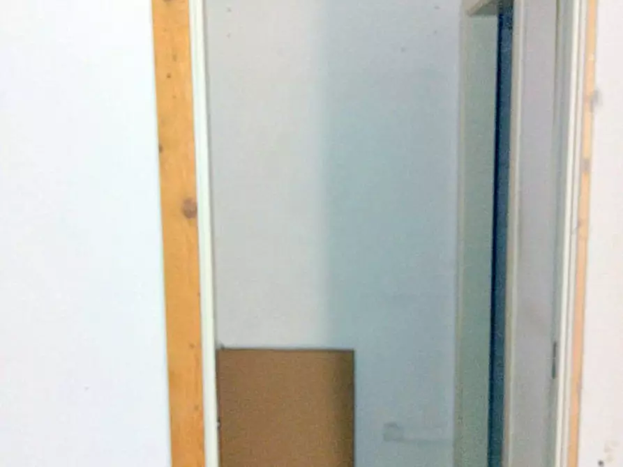 Immagine 5 di Negozio in vendita  in Via Zabarella a Padova