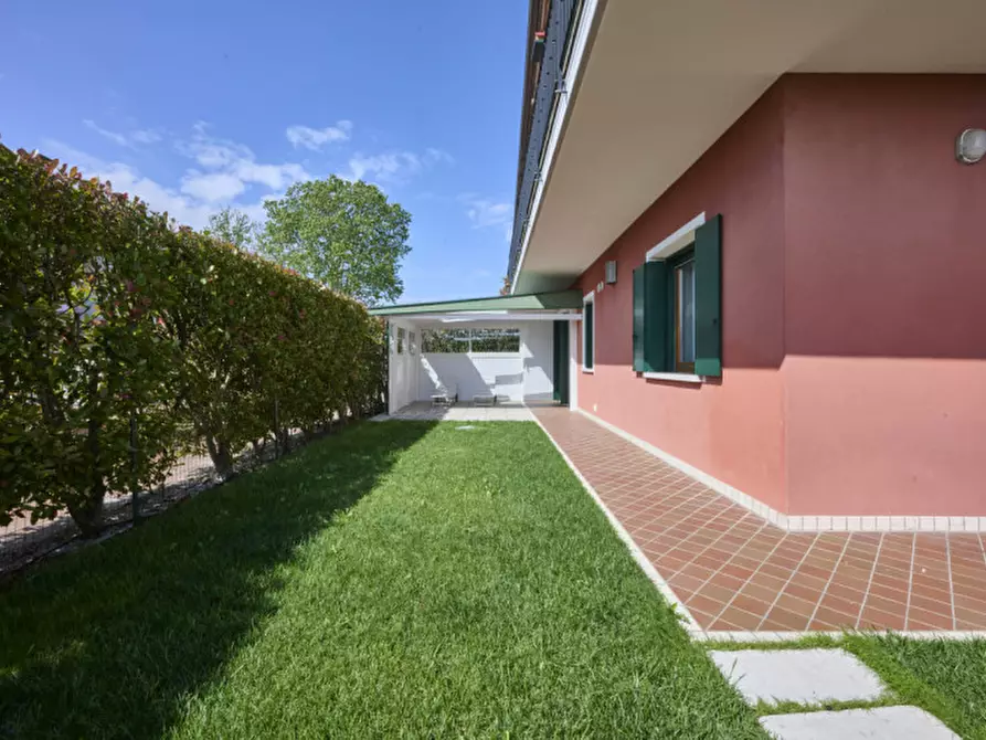 Immagine 2 di Appartamento in vendita  a Jesolo