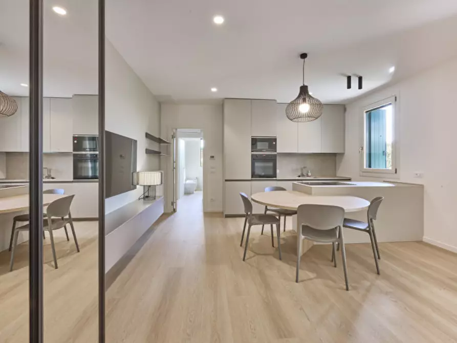 Immagine 7 di Appartamento in vendita  a Jesolo