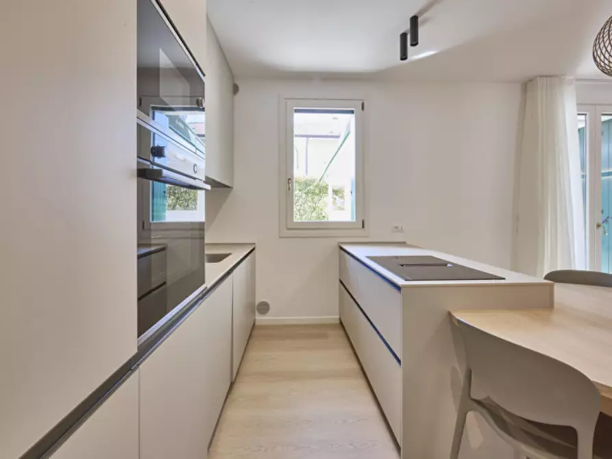 Immagine 9 di Appartamento in vendita  a Jesolo