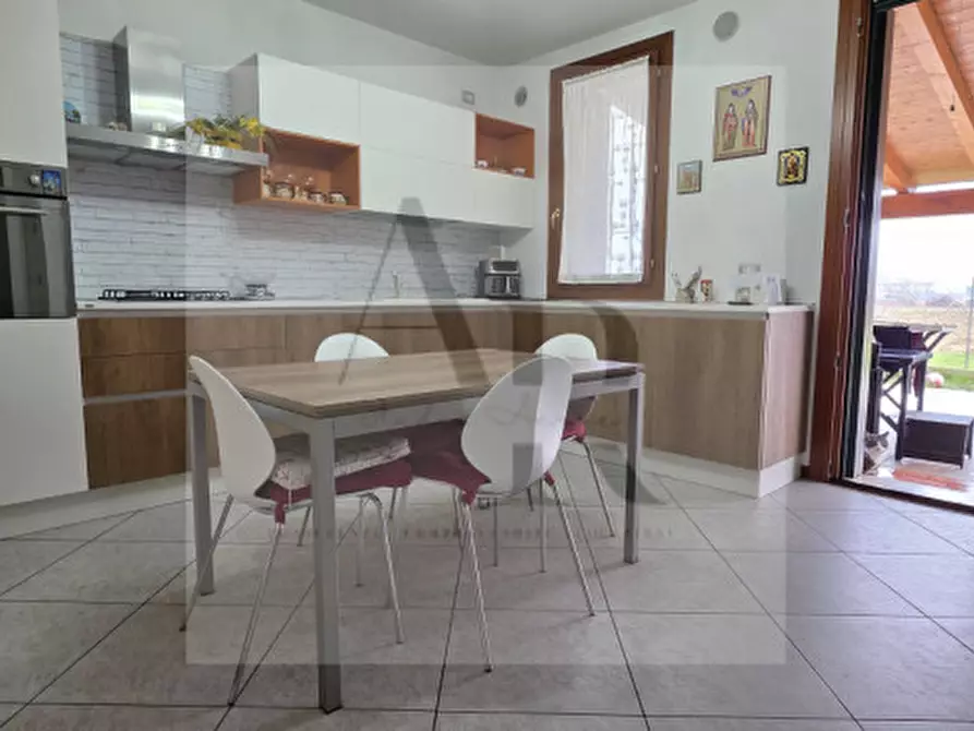 Immagine 5 di Casa quadrifamiliare in vendita  in Via Santo Stefano a Vigonza