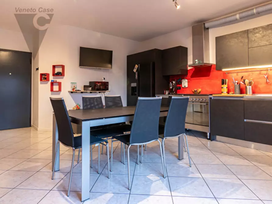 Immagine 5 di Appartamento in vendita  in Via Firenze a Ponte San Nicolò