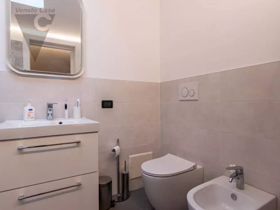 Immagine 20 di Appartamento in vendita  in Via Firenze a Ponte San Nicolò