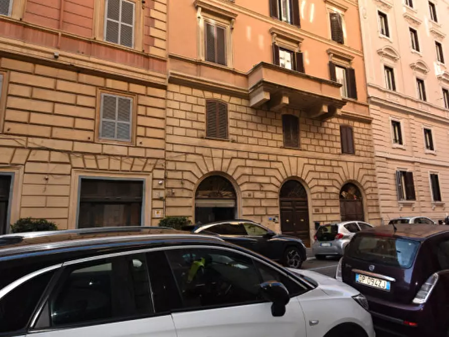 Immagine 2 di Appartamento in vendita  in Via Villafranca a Roma