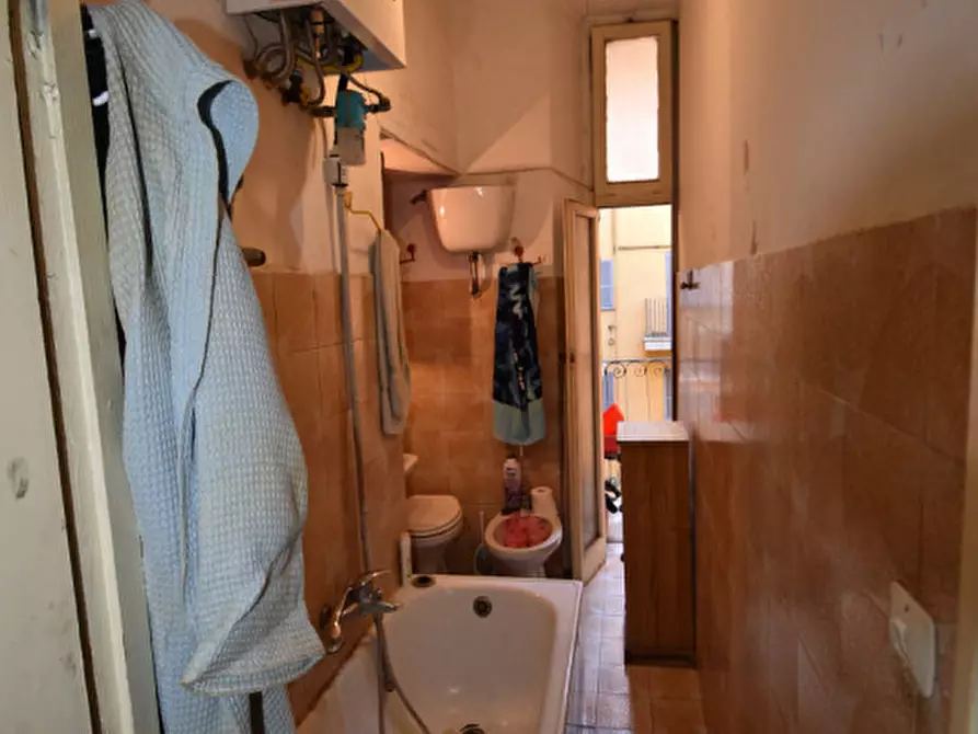 Immagine 13 di Appartamento in vendita  in Via Villafranca a Roma