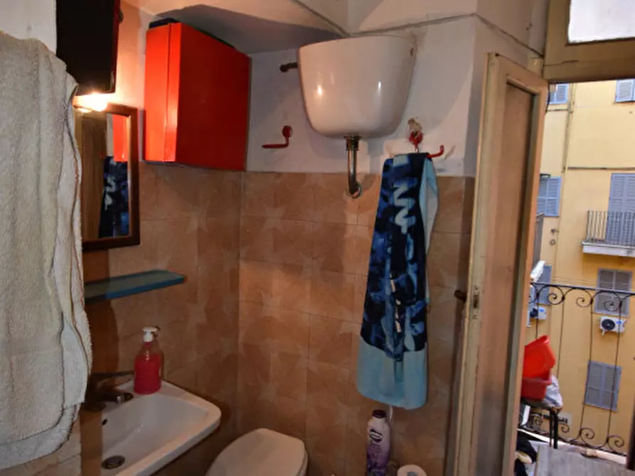 Immagine 14 di Appartamento in vendita  in Via Villafranca a Roma