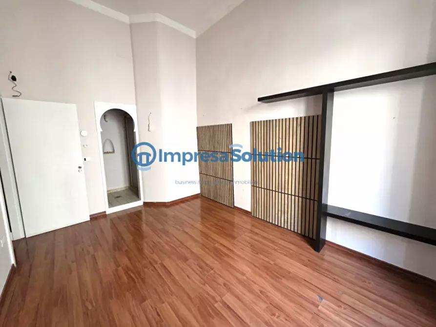 Immagine 8 di Ufficio in affitto  in Via Alessandro Scarlatti a Napoli