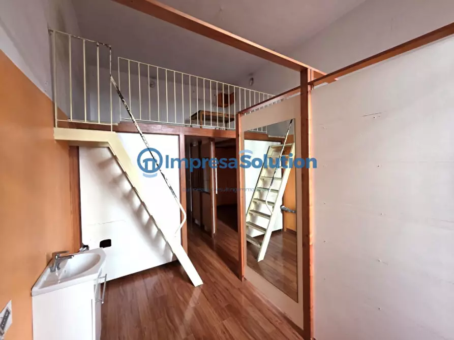 Immagine 15 di Ufficio in affitto  in Via Alessandro Scarlatti a Napoli