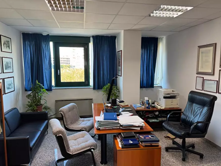 Immagine 12 di Ufficio in vendita  in Via Don Luigi Guanella, 15g, 70124 Bari BA, Italia a Bari