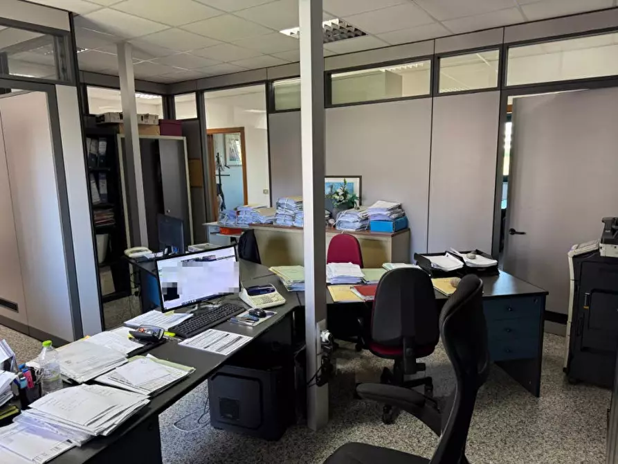 Immagine 23 di Ufficio in vendita  in Via Don Luigi Guanella, 15g, 70124 Bari BA, Italia a Bari