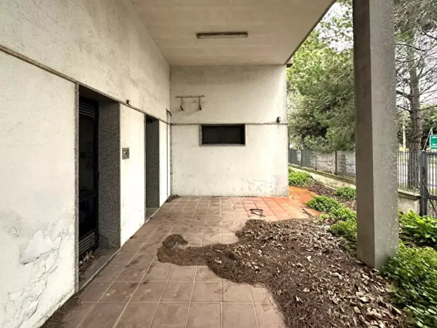 Immagine 7 di Attività commerciale in vendita  in Viale Italia, 73100 Zona Industriale LE, Italia a Lecce