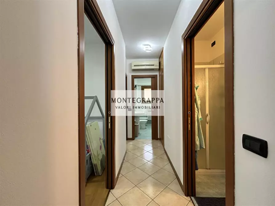 Immagine 8 di Appartamento in vendita  in Via Verdi a Castelfranco Veneto