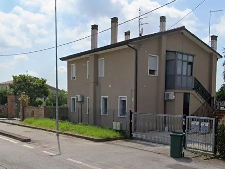 Immagine 5 di Casa bifamiliare in vendita  in VIA CASALSERUGO 20 MASERA' DI PADOVA a Masera' Di Padova