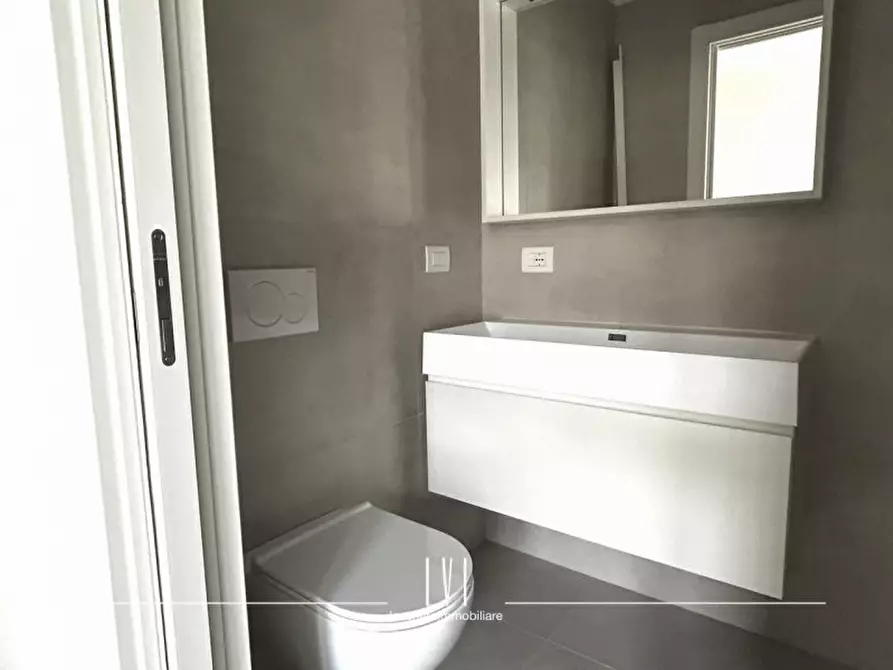 Immagine 17 di Appartamento in vendita  in via Aquileia 162 a Jesolo