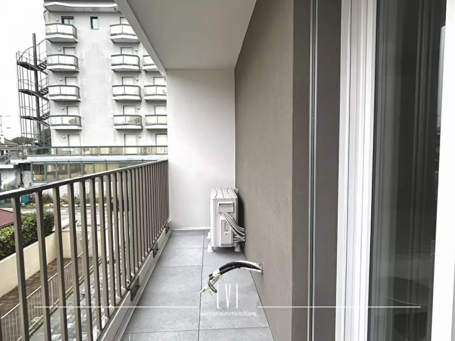 Immagine 19 di Appartamento in vendita  in via Aquileia 162 a Jesolo