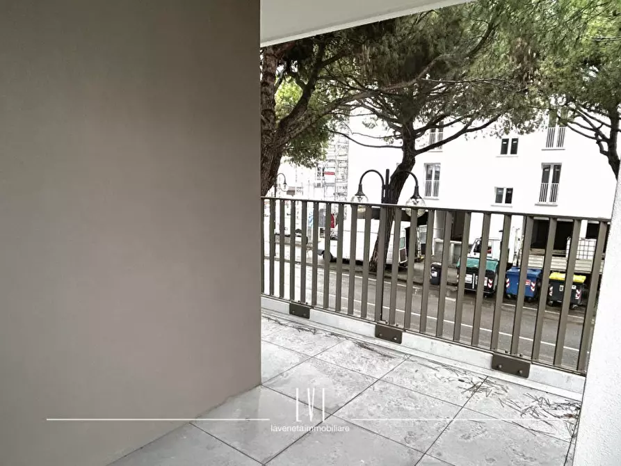 Immagine 25 di Appartamento in vendita  in via Aquileia 162 a Jesolo