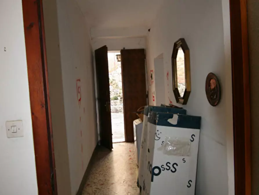 Immagine 6 di Appartamento in vendita  a Sinalunga