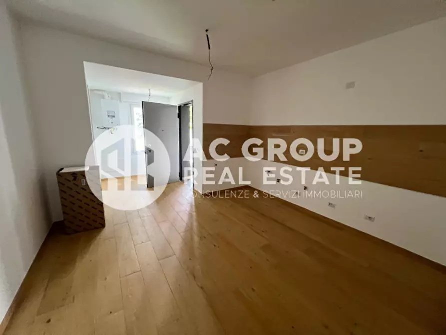 Immagine 3 di Appartamento in vendita  in Via Padre Luigi Sampietro a Saronno