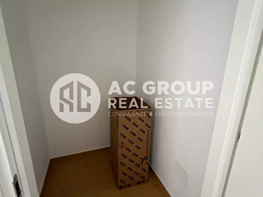 Immagine 9 di Appartamento in vendita  in Via Padre Luigi Sampietro a Saronno