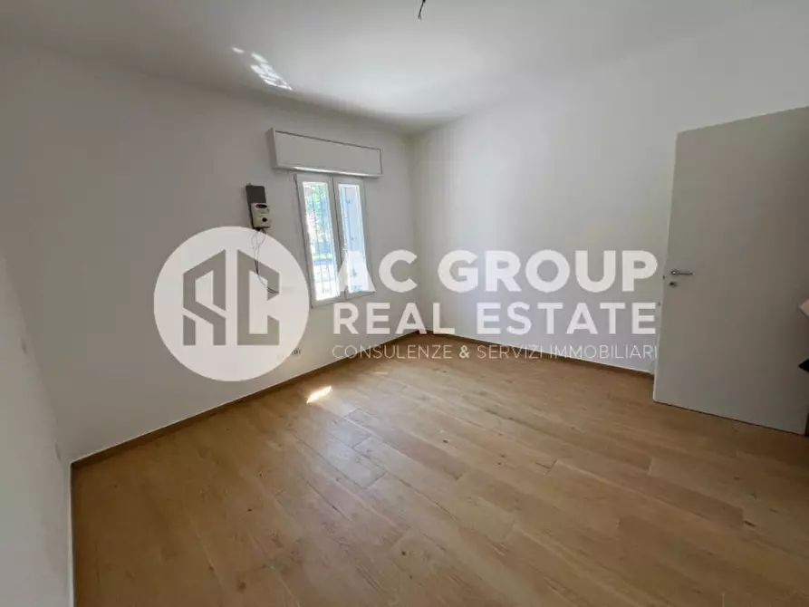 Immagine 10 di Appartamento in vendita  in Via Padre Luigi Sampietro a Saronno