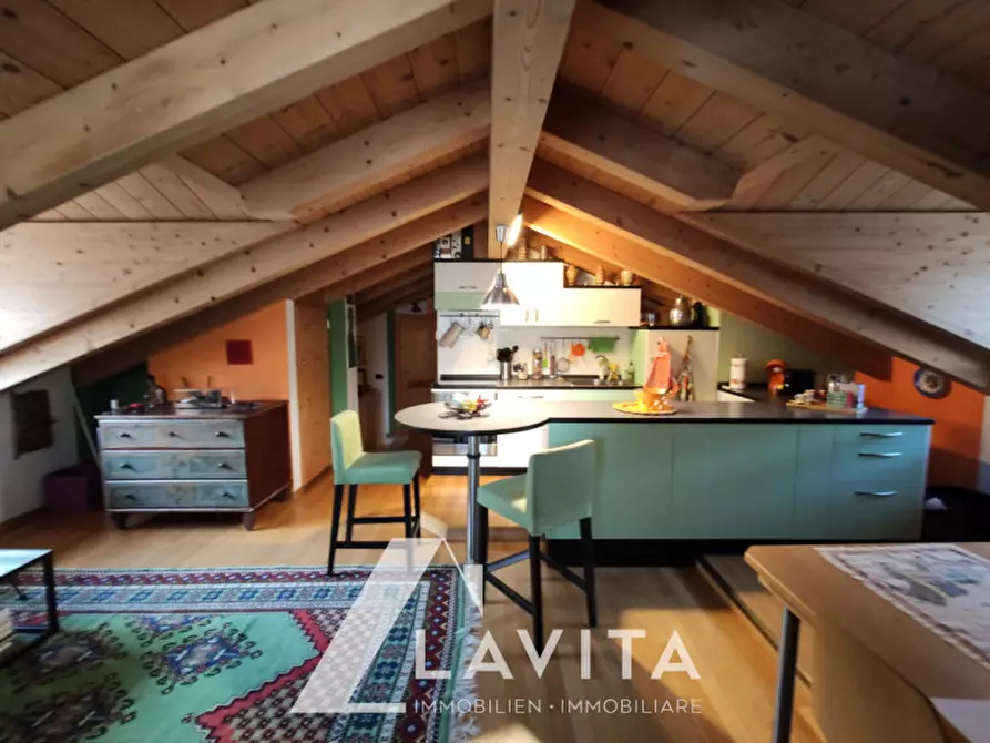 Immagine 5 di Appartamento in vendita  in via Tiroso a Castello-Molina Di Fiemme