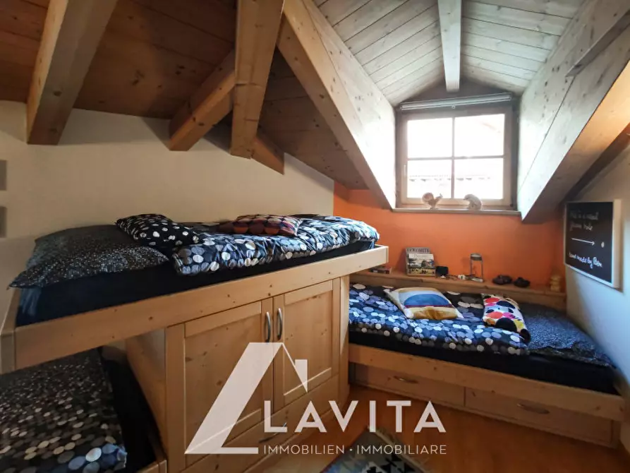 Immagine 7 di Appartamento in vendita  in via Tiroso a Castello-Molina Di Fiemme