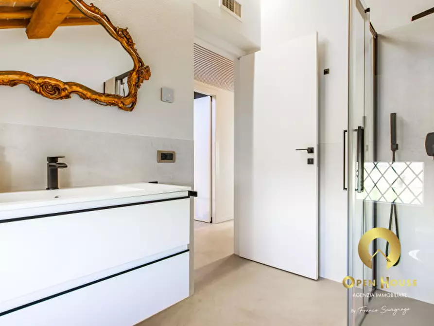 Immagine 10 di Villetta a schiera in affitto  in Strada marosticana 430 a Vicenza