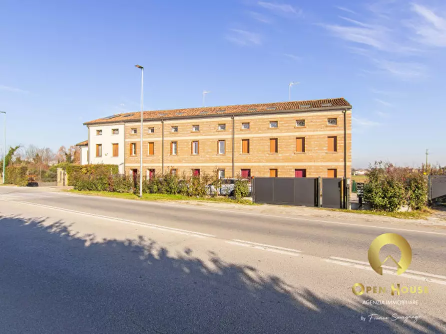 Immagine 19 di Villetta a schiera in affitto  in Strada marosticana 430 a Vicenza