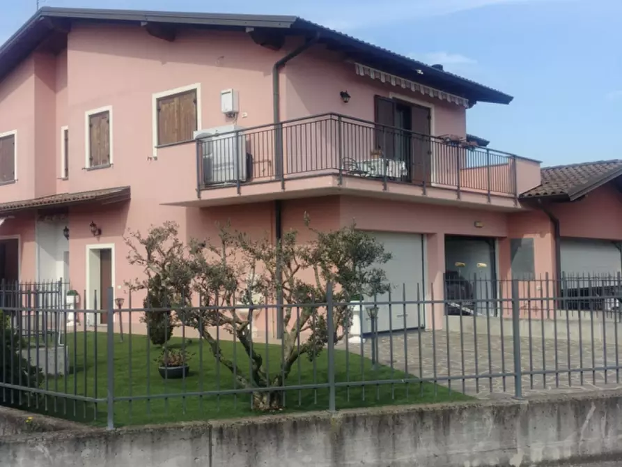 Immagine 1 di Appartamento in vendita  in Via Stradivari 28/A a Pandino