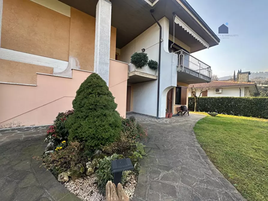 Immagine 2 di Casa bifamiliare in vendita  in Via Camillo Benso Conte di Cavour 27 a Nuvolento