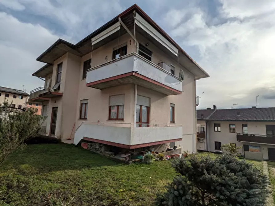 Immagine 1 di Appartamento in vendita  in Via Calbarine 3 a Schio