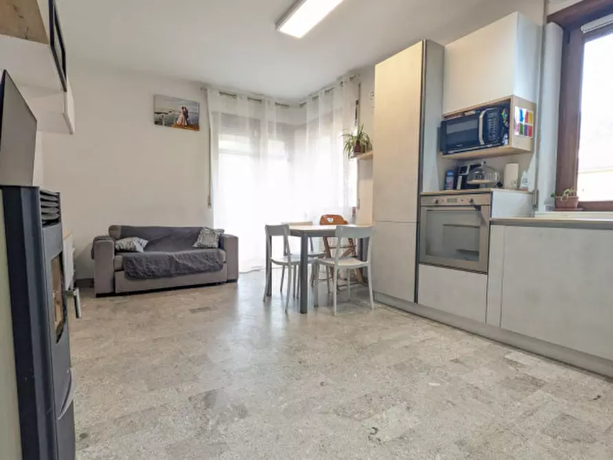 Immagine 4 di Appartamento in vendita  in Via Calbarine 3 a Schio