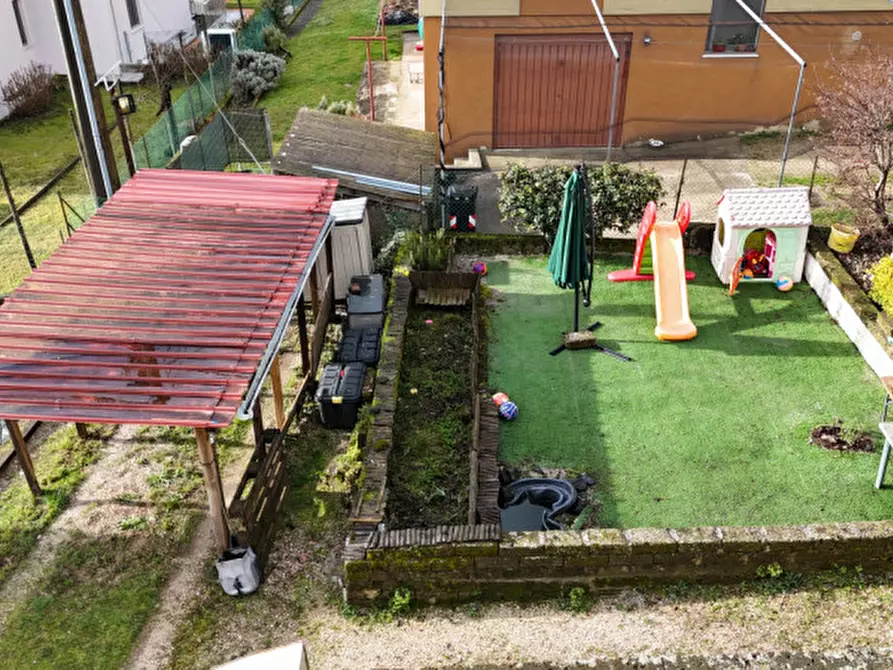 Immagine 15 di Appartamento in vendita  in Via Calbarine 3 a Schio