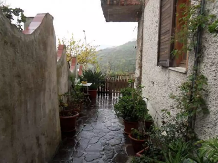 Immagine 2 di Appartamento in vendita  in Via Nazionale, 9 a Carolei