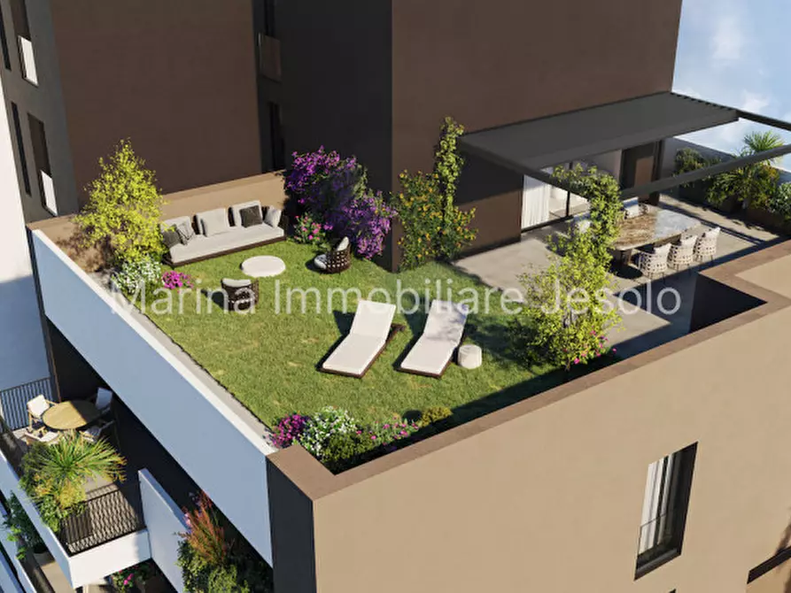 Immagine 11 di Appartamento in vendita  in Via Pietro Mascagni a Jesolo