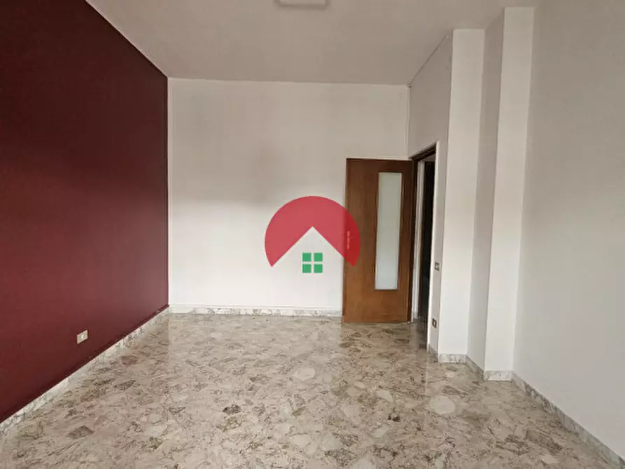 Immagine 2 di Ufficio in affitto  in Via Nazionale a Matera