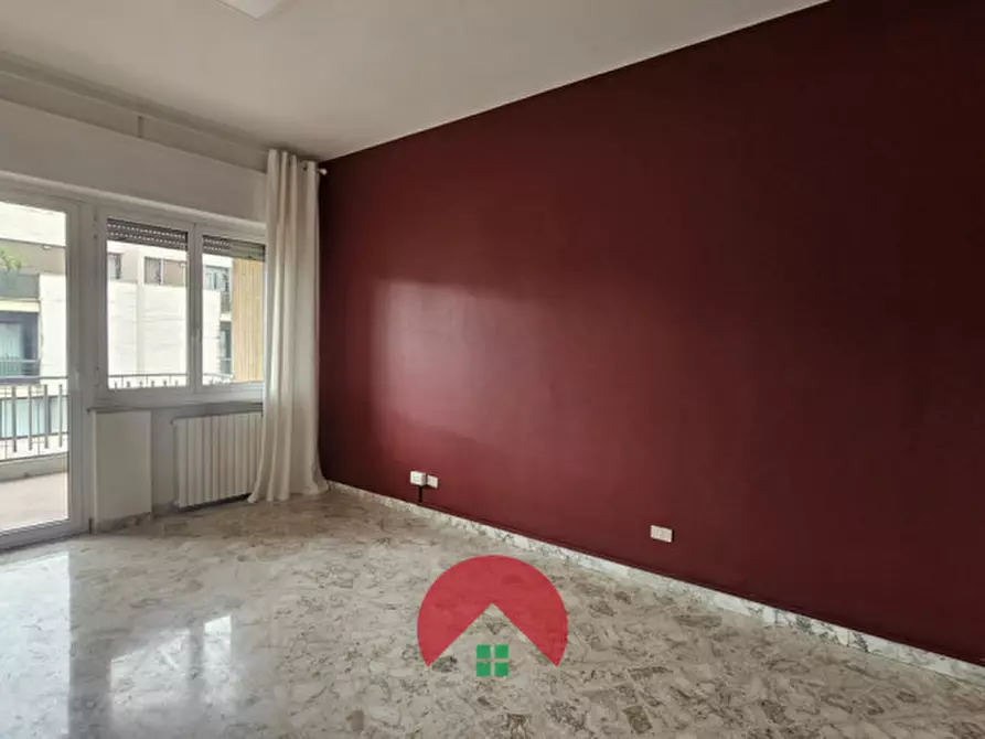 Immagine 11 di Ufficio in affitto  in Via Nazionale a Matera