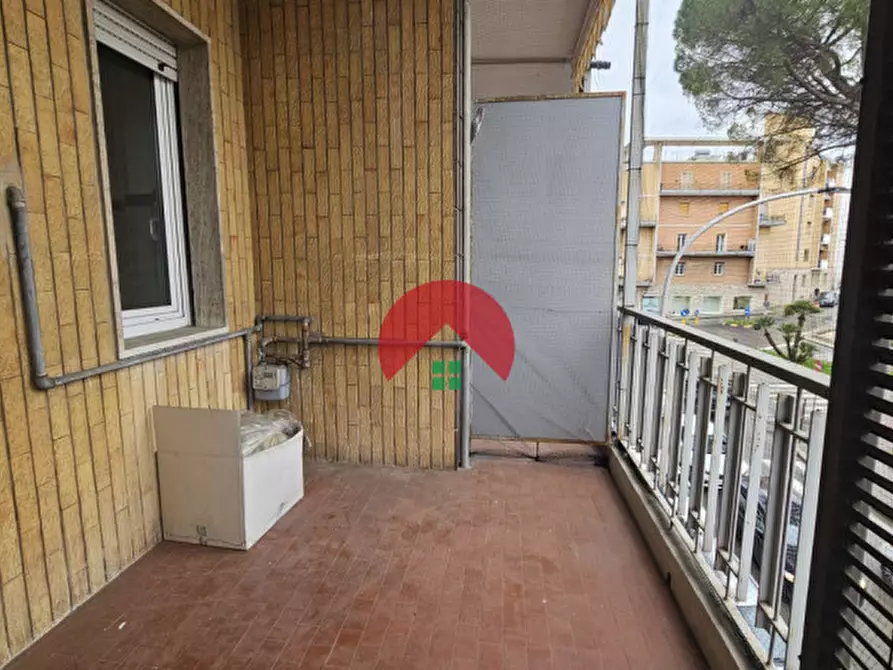 Immagine 12 di Ufficio in affitto  in Via Nazionale a Matera