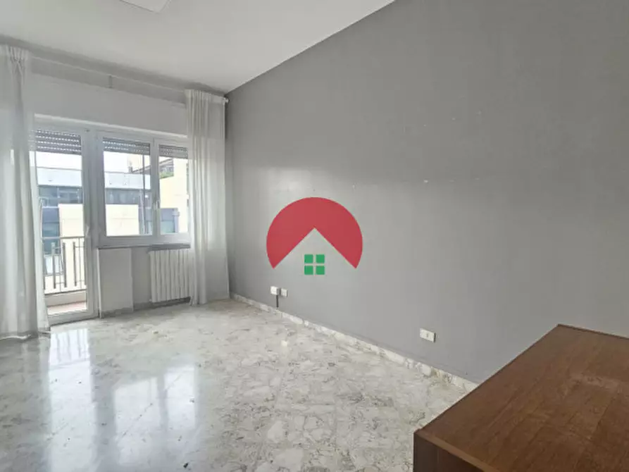 Immagine 12 di Ufficio in affitto  in Via Nazionale a Matera