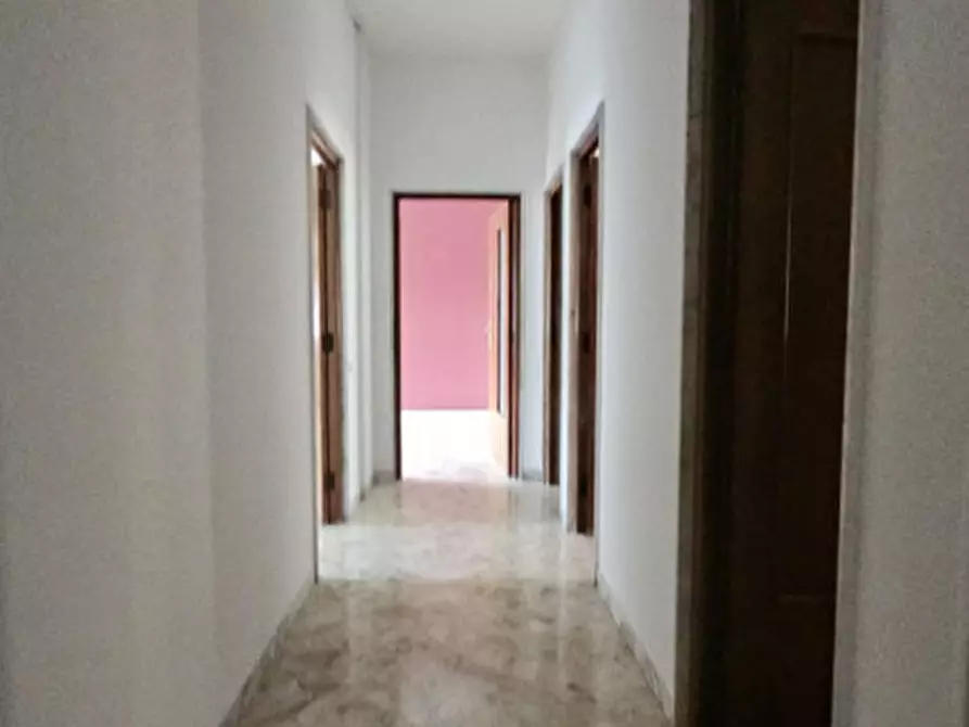 Immagine 13 di Ufficio in affitto  in Via Nazionale a Matera