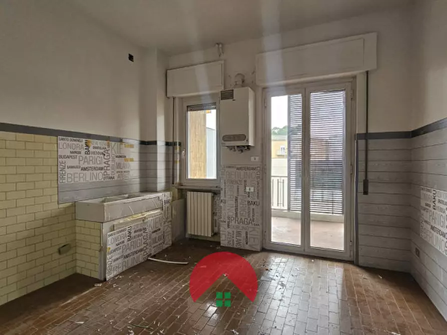 Immagine 15 di Ufficio in affitto  in Via Nazionale a Matera