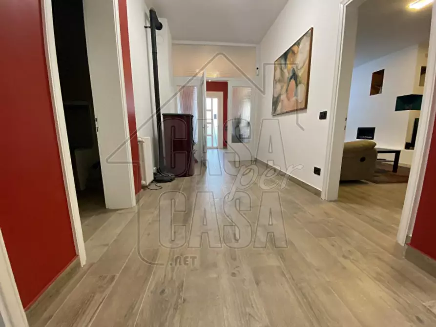 Immagine 2 di Casa bifamiliare in vendita  in Corso Delle terme a Montegrotto Terme