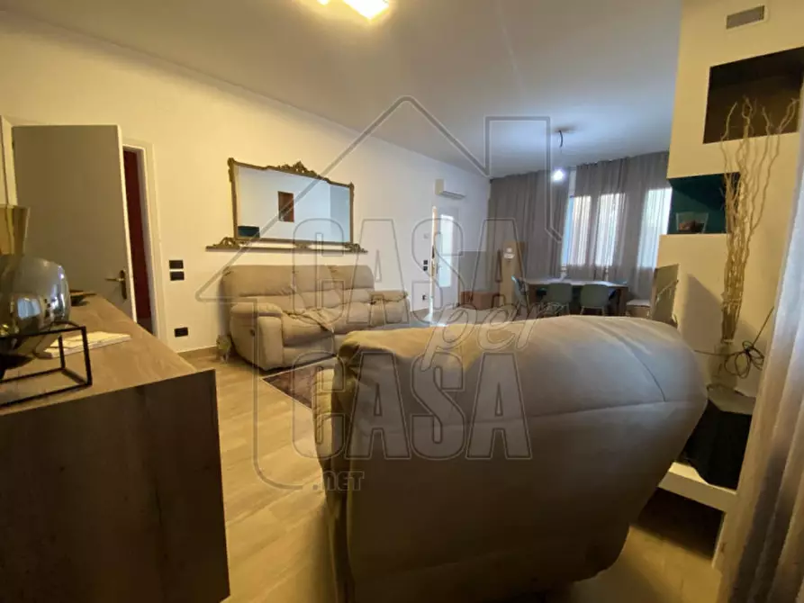 Immagine 7 di Casa bifamiliare in vendita  in Corso Delle terme a Montegrotto Terme