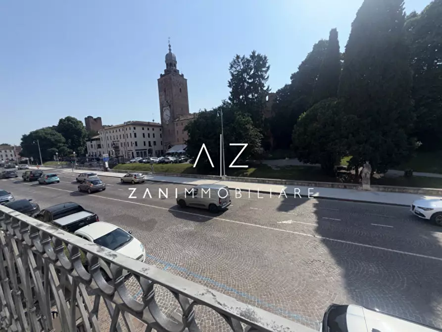 Immagine 17 di Ufficio in affitto  in Corso XXIX Aprile a Castelfranco Veneto