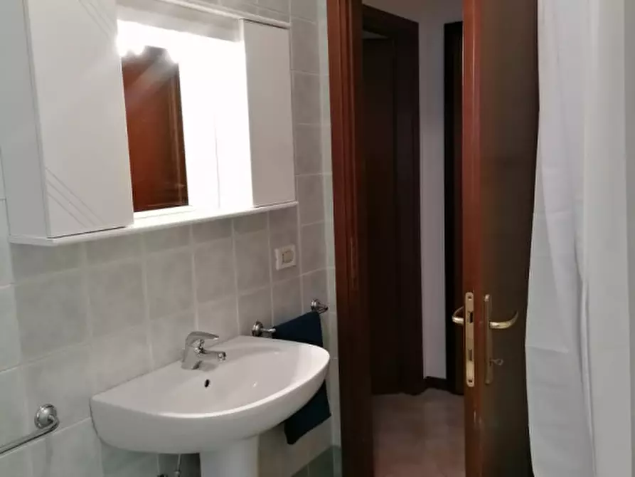 Immagine 11 di Appartamento in affitto  in via cavour a Altavilla Vicentina